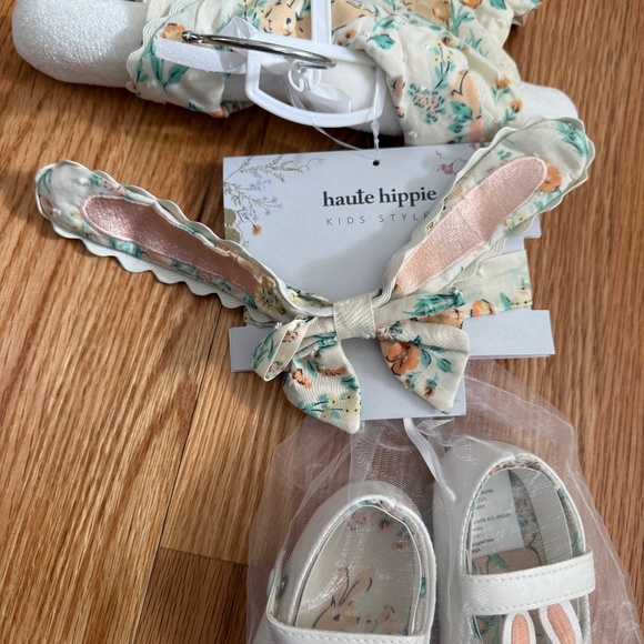 Haute Hippie Baby Girl Easter Dress W/Shoes, Bunny Ear Headband & Diaper Cover - Picture 4 of 16